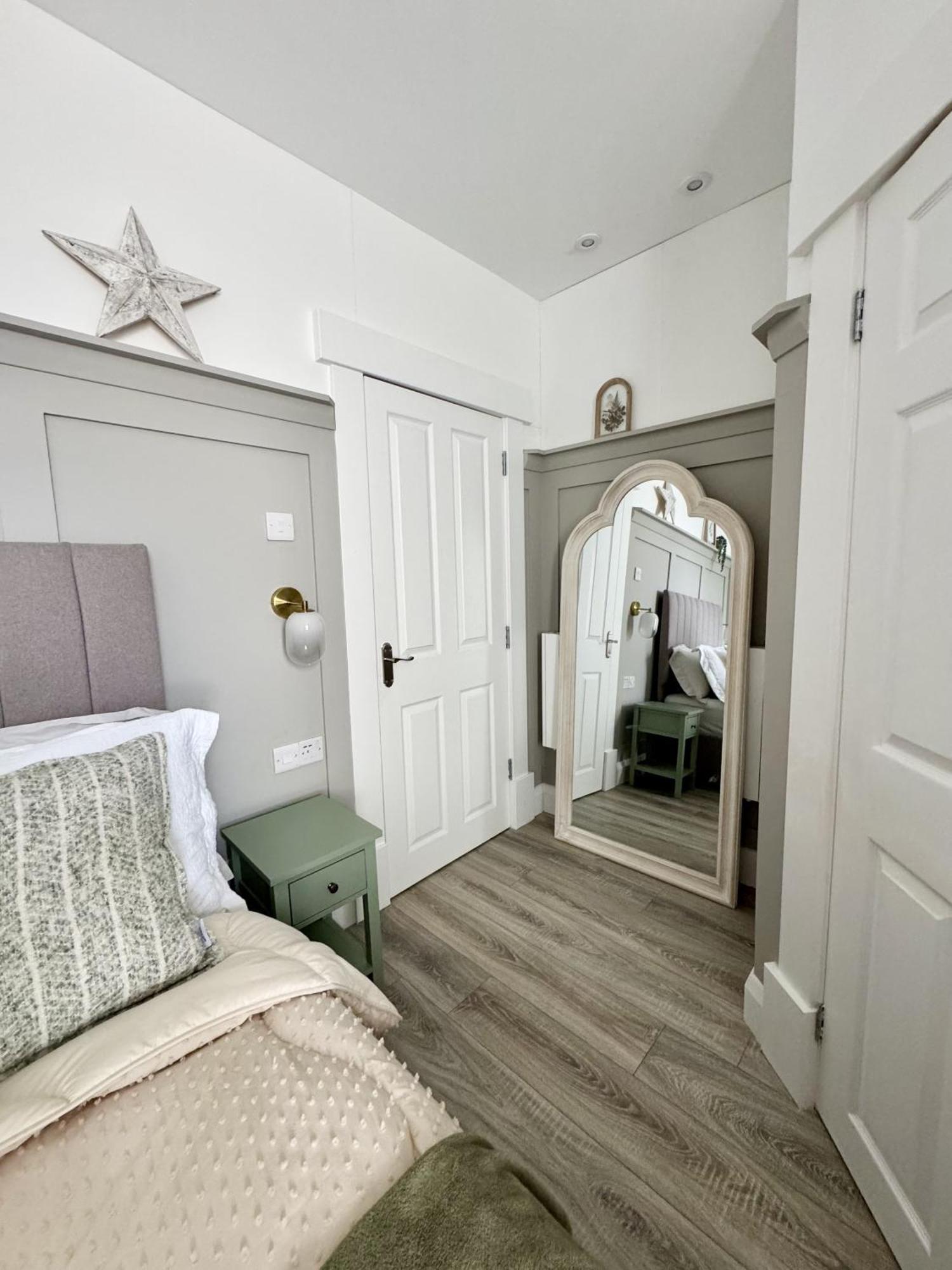 No 6 Lansdowne Apartment Портръш Стая снимка